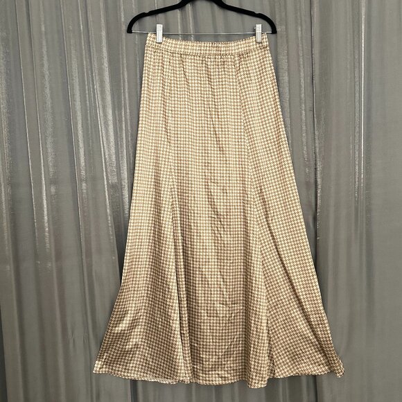 maxi tooth hound gold and white silky  skirt - Picture 1 of 4